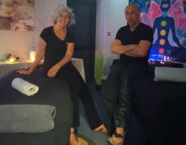 Accompagné d'une collègue pour un massage en duo sur Vannes, ses alentours et la Presqu'île de Rhuys.